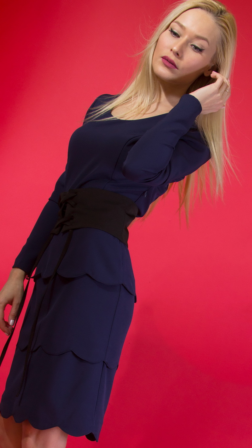 Платье синего цвета