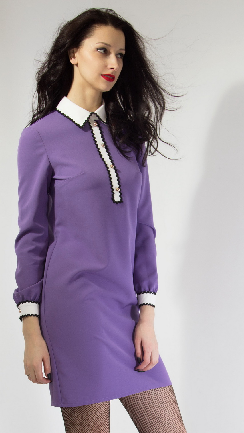 Платье с рубашечным воротником лавандового цвета