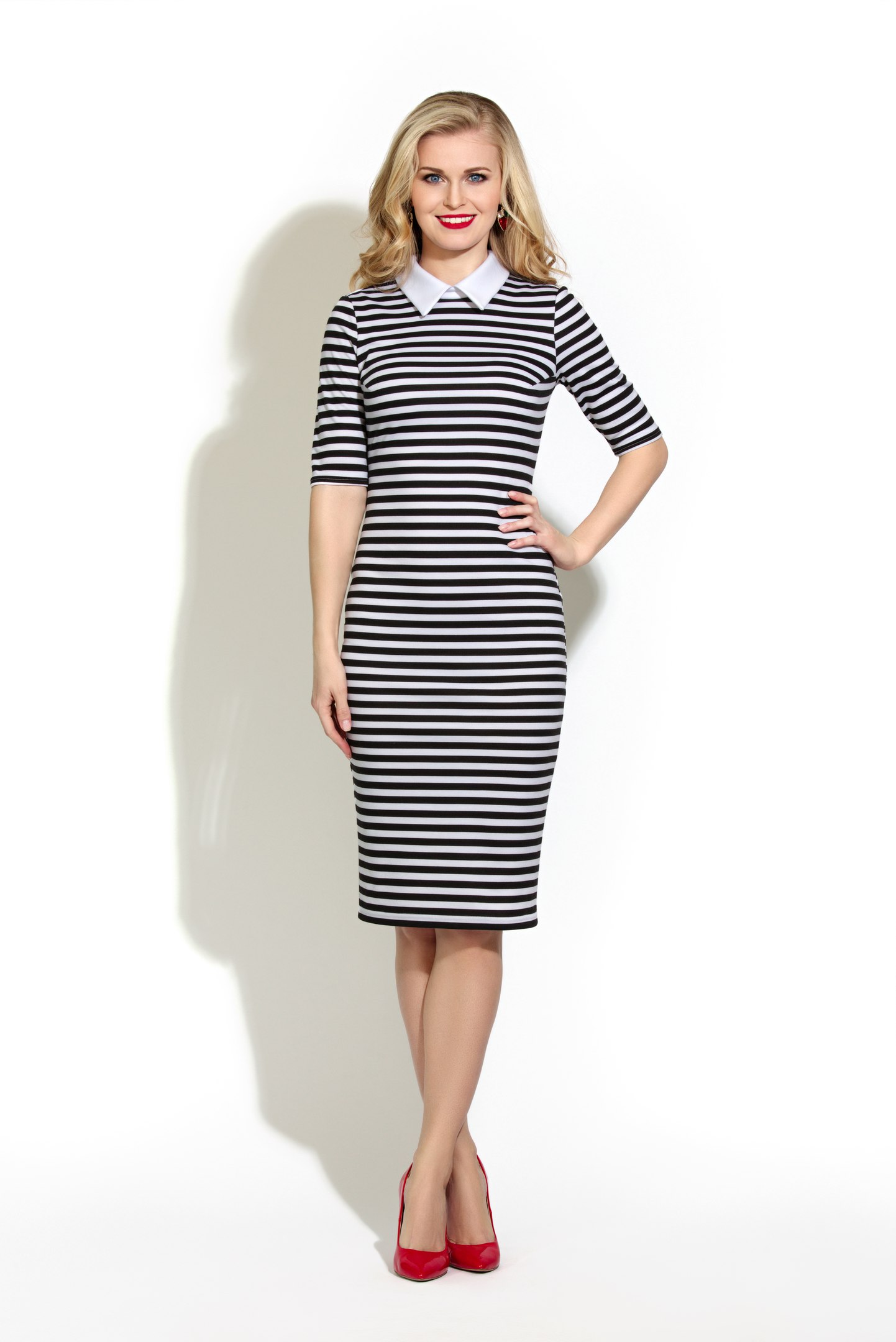 Чорно-белае платье